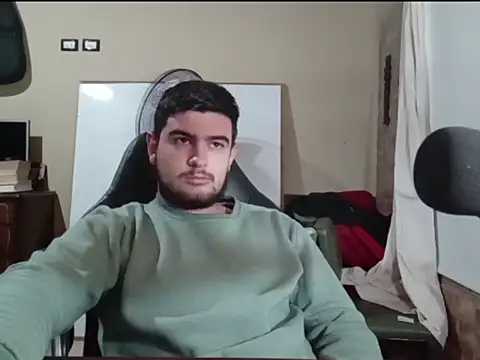Snapshot of enzis3 chatting on April 26, 6:27 pm enzis3 online show from April 26, 6:27 pm