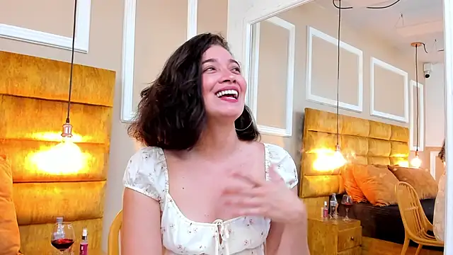 Snapshot of adarussell chatting on February 9, 5:22 pm adarussell online show from February 9, 5:22 pm