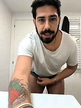 Snapshot of cricrimsBarcelona chatting on January 4, 12:16 pm cricrimsBarcelona online show from January 4, 12:16 pm