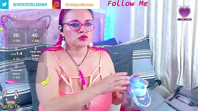 VickyColleman online show from October 23, 7:12 pm