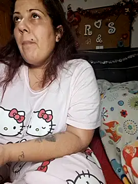 kittymorenita26 online show from December 29, 1:24 am