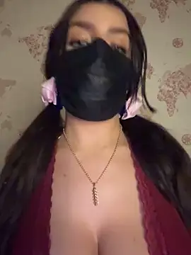 shanelle0 online show from April 16, 12:55 am