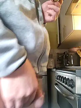 Snapshot of Polish41 chatting on January 17, 2:33 pm Polish41 online show from January 17, 2:33 pm