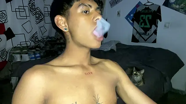 Snapshot of _Billowy_ chatting on October 2, 1:34 am Billowy online show from October 2, 1:34 am