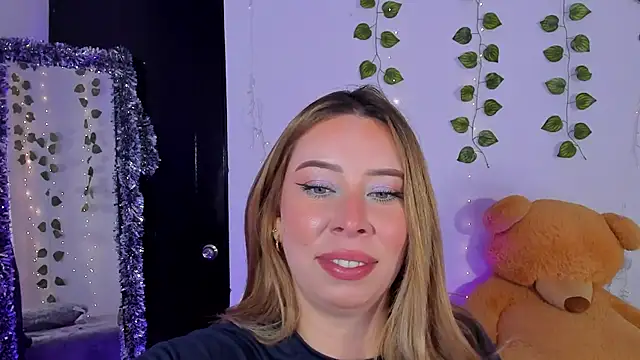 JanneKim online show from March 10, 1:05 pm