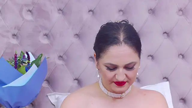 Snapshot of CassidyVelvet chatting on March 11, 2:21 am CassidyVelvet online show from March 11, 2:21 am