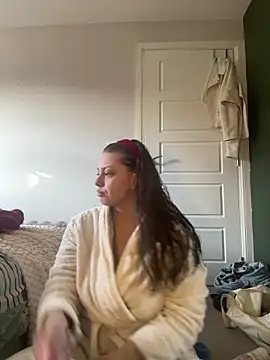 Krystal Tx online show from February 14, 2:54 pm