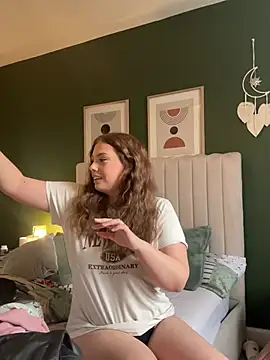 Krystal Tx online show from February 21, 2:06 pm