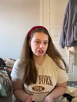 Krystal Tx online show from March 11, 10:40 am