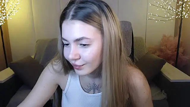 Snapshot of Ritaneer chatting on January 8, 12:15 pm Ritaneer online show from January 8, 12:15 pm