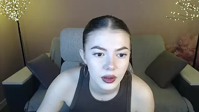 Snapshot of Ritaneer chatting on March 22, 9:02 am Ritaneer online show from March 22, 9:02 am