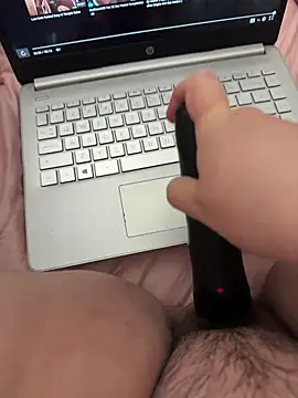 Snapshot of yourcutesarah chatting on November 4, 4:39 pm yourcutesarah online show from November 4, 4:39 pm