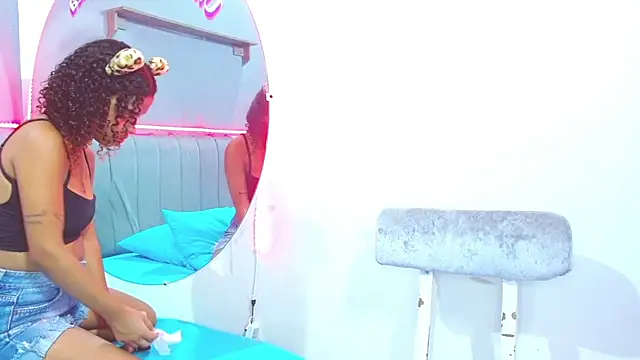 Snapshot of minimi_naty chatting on December 10, 7:22 pm minimi naty online show from December 10, 7:22 pm