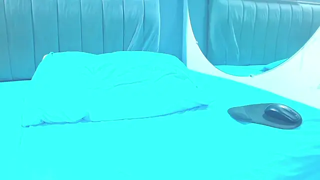 Snapshot of minimi_naty chatting on January 27, 11:33 pm minimi naty online show from January 27, 11:33 pm