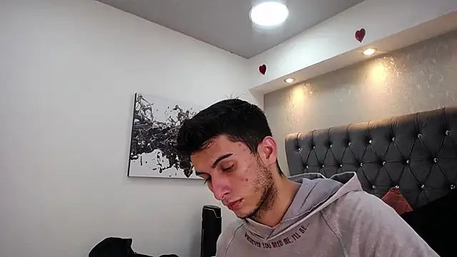 MrWilliseo online show from March 18, 8:15 pm