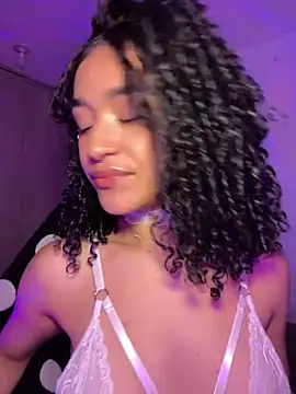 Crystal Dluna online show from September 19, 4:40 pm