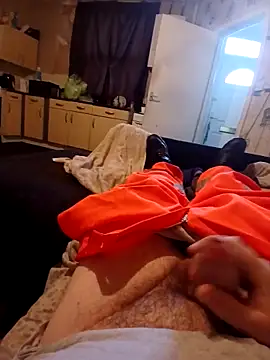 Snapshot of ADAMWILBY34 chatting on November 7, 7:52 am ADAMWILBY34 online show from November 7, 7:52 am