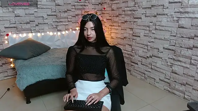 Vanse lust online show from March 8, 11:49 pm