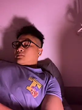 lixiaoshuai8 online show from February 25, 4:05 pm