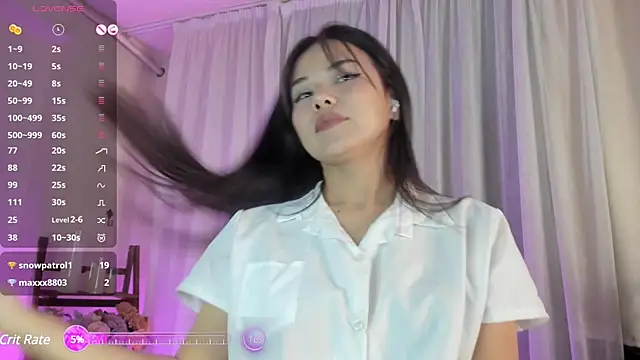 Snapshot of moonlight8_ chatting on January 26, 1:20 am moonlight8 online show from January 26, 1:20 am