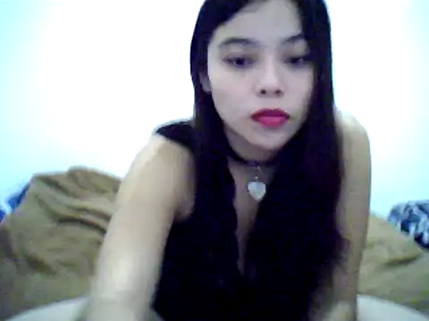 Snapshot of adry_moon666 chatting on February 23, 9:16 pm adry moon666 online show from February 23, 9:16 pm