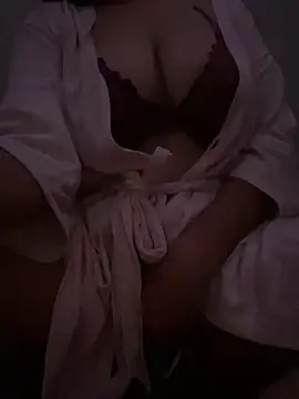 Snapshot of adry_moon666 chatting on October 22, 9:09 am adry moon666 online show from October 22, 9:09 am