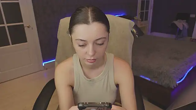 DinaCandy online show from January 27, 11:22 am