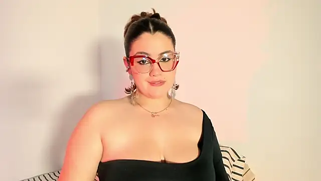Snapshot of Candelariia_ chatting on March 17, 6:00 pm Candelariia  online show from March 17, 6:00 pm