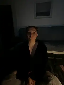 Snapshot of Stoner_BarbieXX chatting on April 24, 8:44 pm Stoner BarbieXX online show from April 24, 8:44 pm