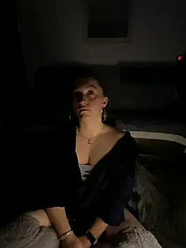 Snapshot of Stoner_BarbieXX chatting on May 24, 8:47 pm Stoner BarbieXX online show from May 24, 8:47 pm