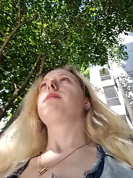 Snapshot of Public_Katrisha chatting on October 16, 1:12 pm Public Katrisha online show from October 16, 1:12 pm