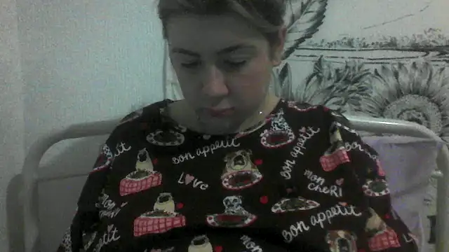 CamilaCherryX online show from November 14, 9:13 pm