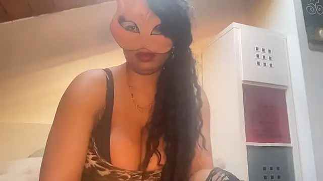 SCARLET-SANTANA online show from February 18, 10:27 am