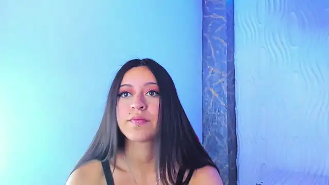 Snapshot of zoe_connor19 chatting on October 14, 8:31 pm zoe connor19 online show from October 14, 8:31 pm
