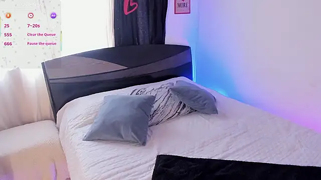 anhiahoney02 online show from March 12, 4:46 pm