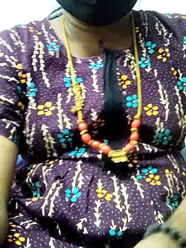 Snapshot of Tamilrojanew chatting on May 30, 7:05 am Tamilrojanew online show from May 30, 7:05 am