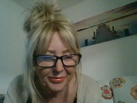 Snapshot of Miss-Cx chatting on December 25, 9:11 pm Miss-Cx online show from December 25, 9:11 pm