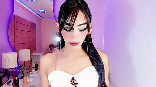 Shanelengel online show from March 24, 9:09 pm