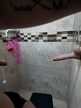 Snapshot of emily_sweet13 chatting on November 7, 4:07 pm emily sweet13 online show from November 7, 4:07 pm