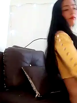 chloewildd  online show from December 28, 8:25 pm