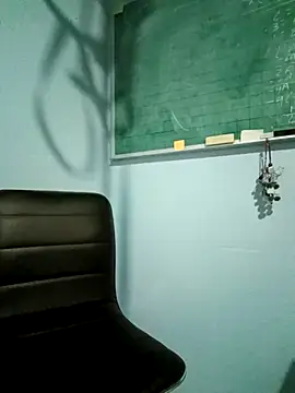 Javierhot666 online show from April 17, 11:08 pm