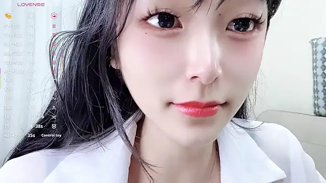 Snapshot of 808dass chatting on March 8, 7:31 pm 808dass online show from March 8, 7:31 pm