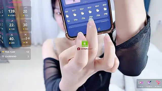 808dass online show from April 5, 8:06 pm