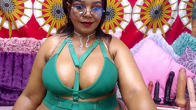 Snapshot of MATURExxxASS chatting on July 13, 2:25 am MATURExxxASS online show from July 13, 2:25 am