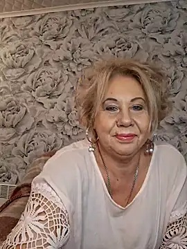 Snapshot of PALETT chatting on December 13, 12:28 pm PALETT online show from December 13, 12:28 pm