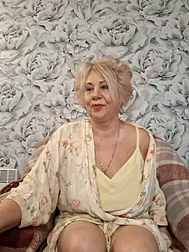 Snapshot of PALETT chatting on February 21, 6:29 am PALETT online show from February 21, 6:29 am