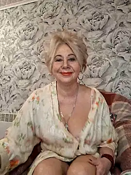 Snapshot of PALETT chatting on February 22, 5:23 am PALETT online show from February 22, 5:23 am