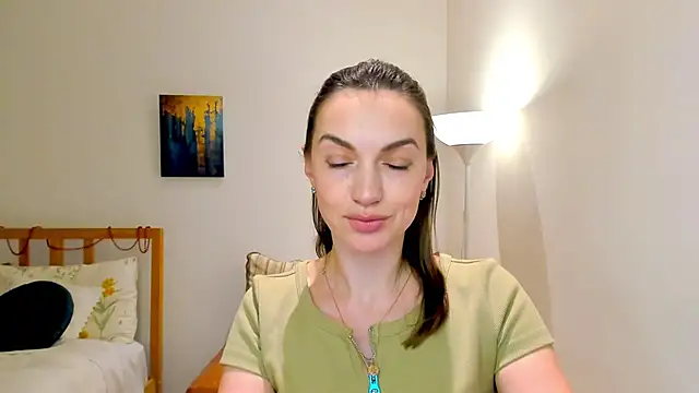LovelyeeMia online show from December 24, 3:37 pm