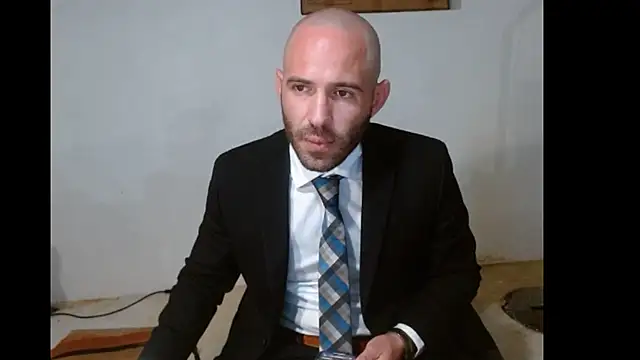 Snapshot of TheNakedPreacher chatting on December 15, 8:30 am TheNakedPreacher online show from December 15, 8:30 am