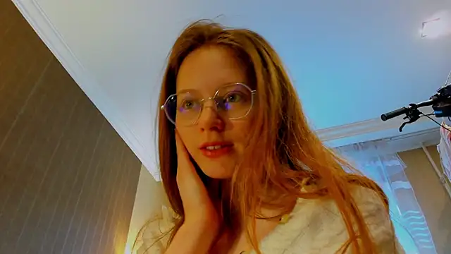 Snapshot of Fire_Luna chatting on January 8, 8:16 am Fire Luna online show from January 8, 8:16 am